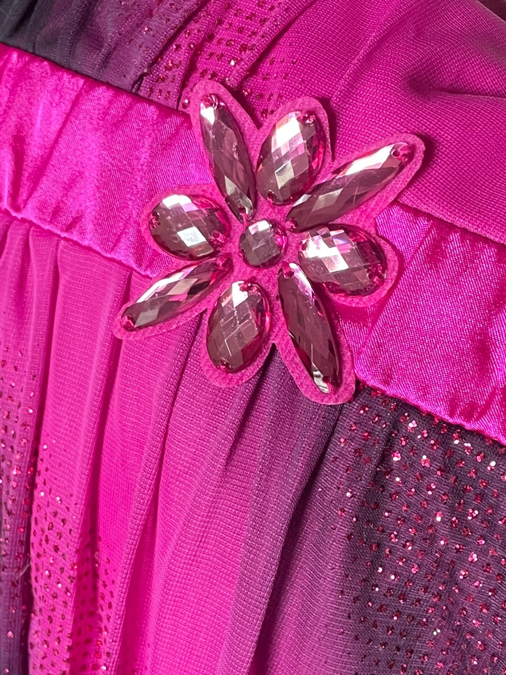 Amy Byer Girls Magenta Ombré Glitter Party Dress with Attached Bolero Size 10 - Picture 4 of 10